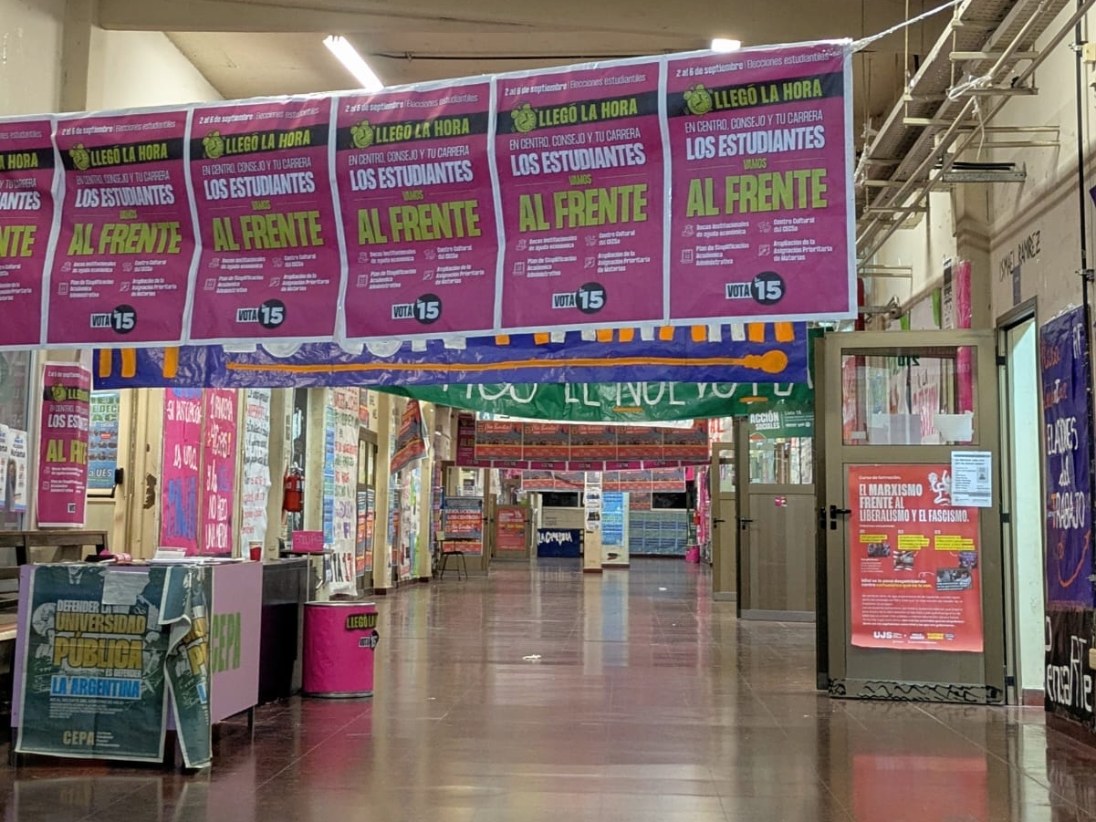 Compa, ¿ya votaste? - Crónica de las elecciones en la Facultad de Sociales de la UBA 